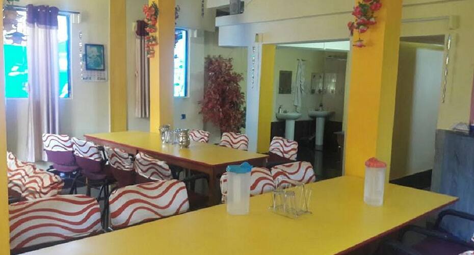 Surya Hotel, Port Blair 4